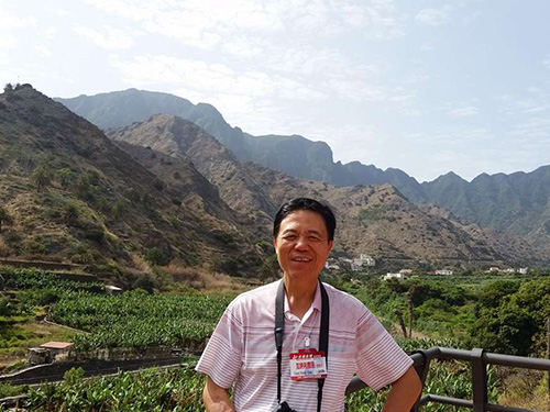 桂会长考察加纳利群岛.jpg