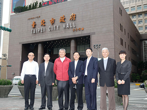 2、桂会长一行到访台北市政府.JPG